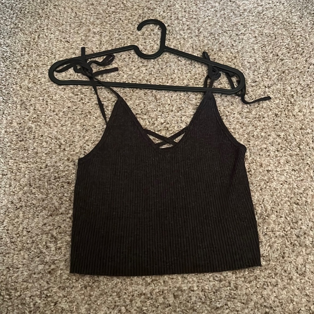 dark gray pacsun tank top